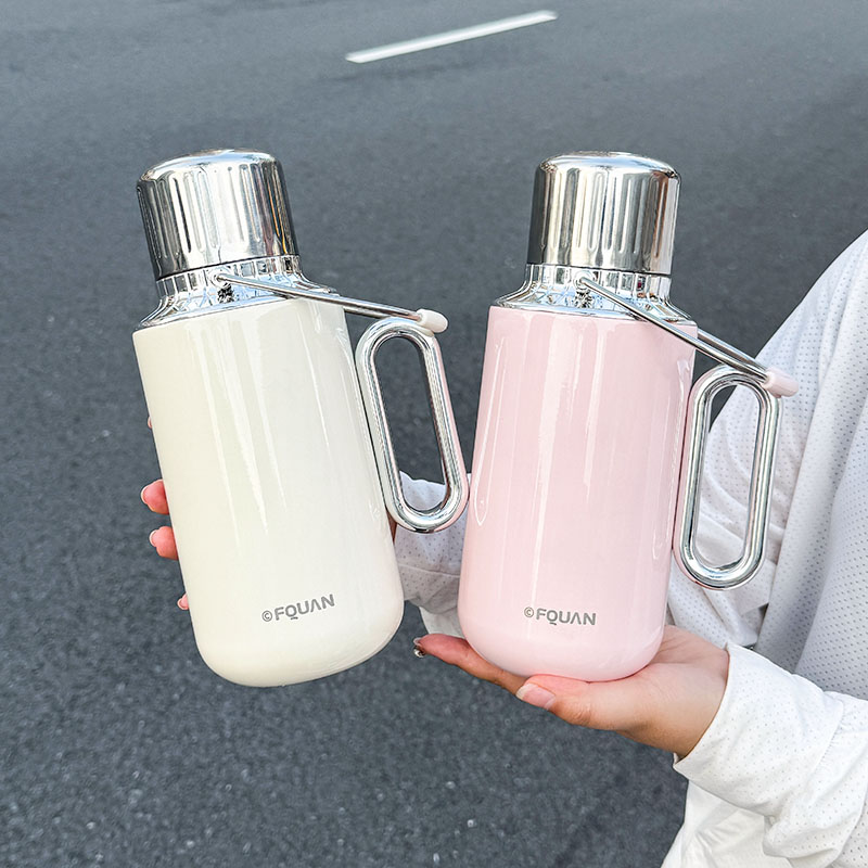 1pc Stainless Steel Hot & Cold - Sports Water Bottle Insulated recension och pris